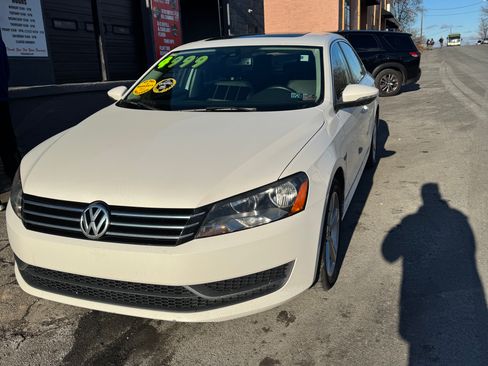 Used 2012 Volkswagen Passat 2.5 SE image 2