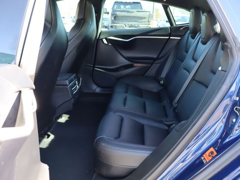 Used 2018 Tesla Model S 100D image 17