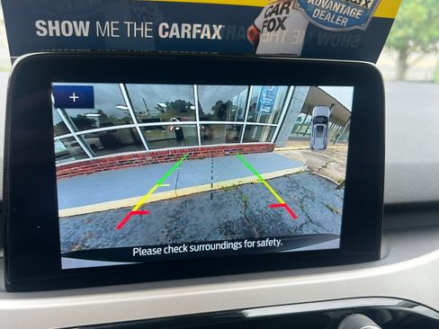 Used 2022 Ford Escape SE image 13