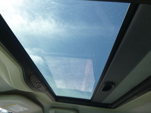 Used 2007 GMC Canyon SLE image 24