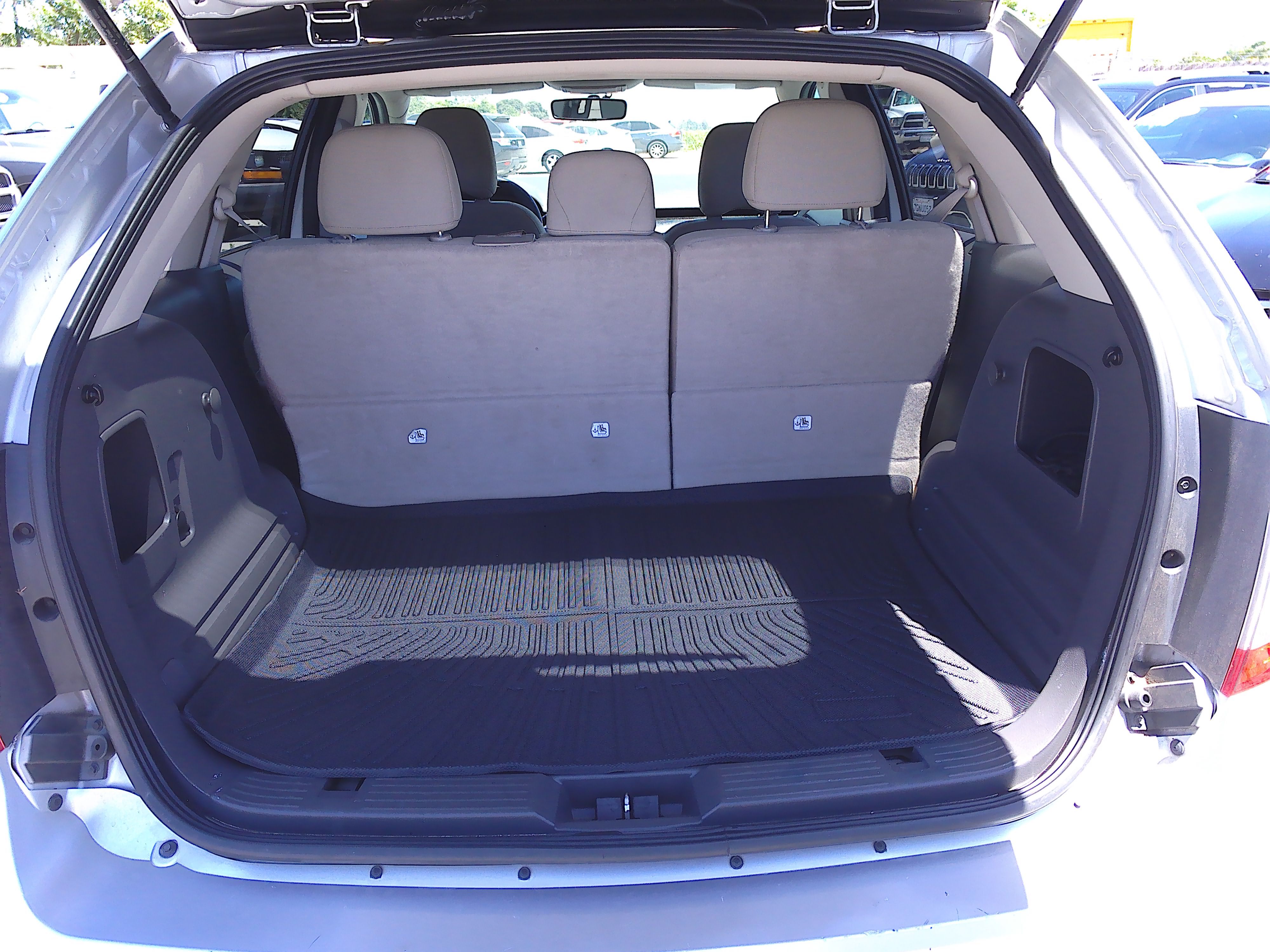 Used 2012 Ford Edge SE FWD image 13