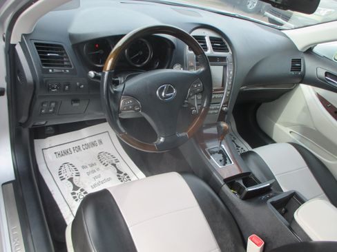 Used 2010 Lexus ES 350 Premium FWD image 6