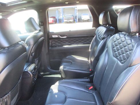 Used 2021 Hyundai Palisade Calligraphy image 8