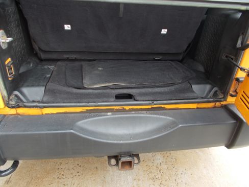 Used 2012 Jeep Wrangler 4WD Sport image 16