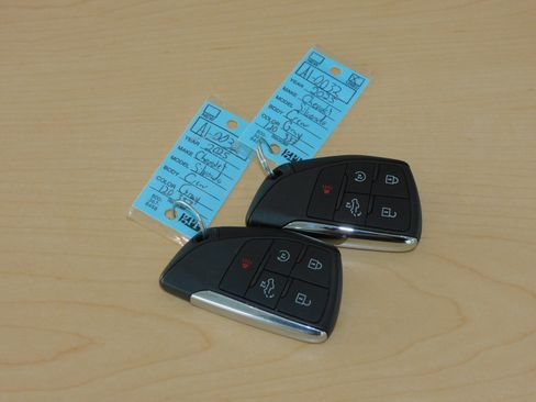 Used 2025 Chevrolet Silverado 1500 LT image 33