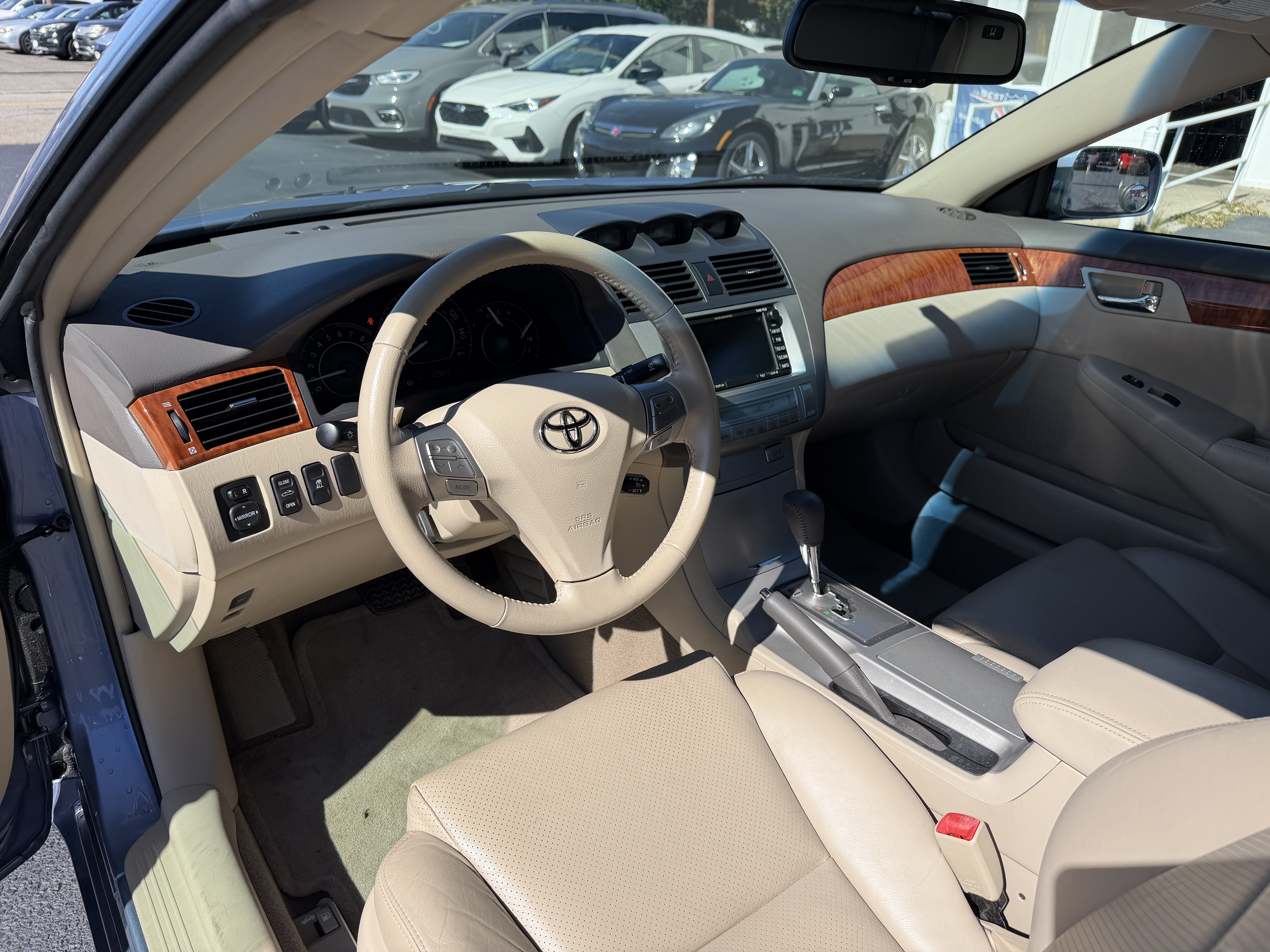 Used 2008 Toyota Solara SLE Convertible FWD image 6