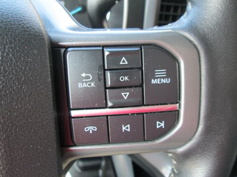 Used 2021 Ford F150 XLT image 25