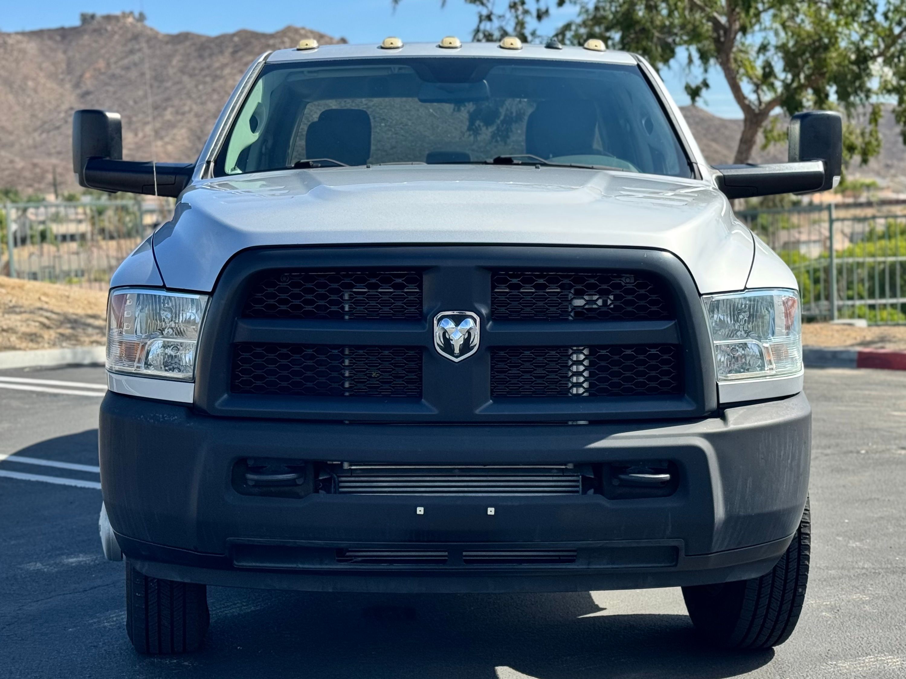 Used 2016 RAM 3500 ST AWD/4WD image 2
