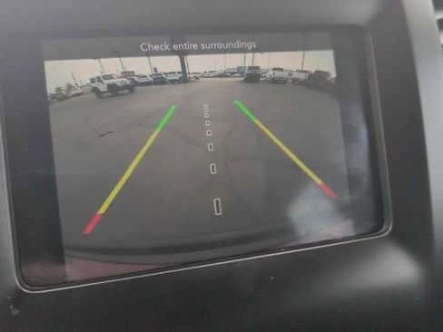 Used 2021 Jeep Cherokee Altitude Lux image 11