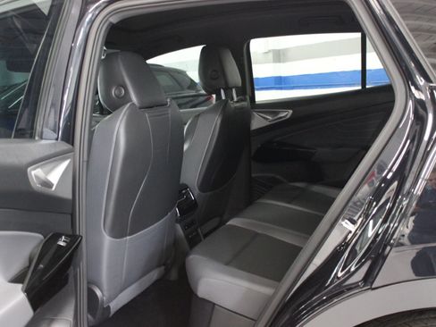 Used 2023 Volkswagen ID.4 2WD Pro S Plus image 32
