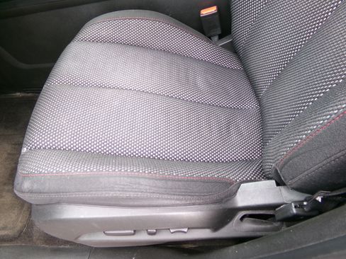 Used 2014 Chevrolet Equinox LT image 9