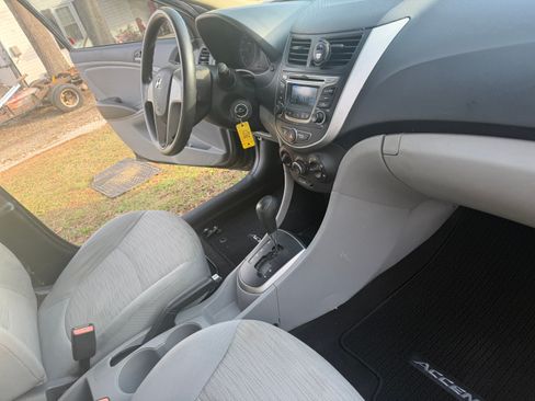 Used 2016 Hyundai Accent SE image 52