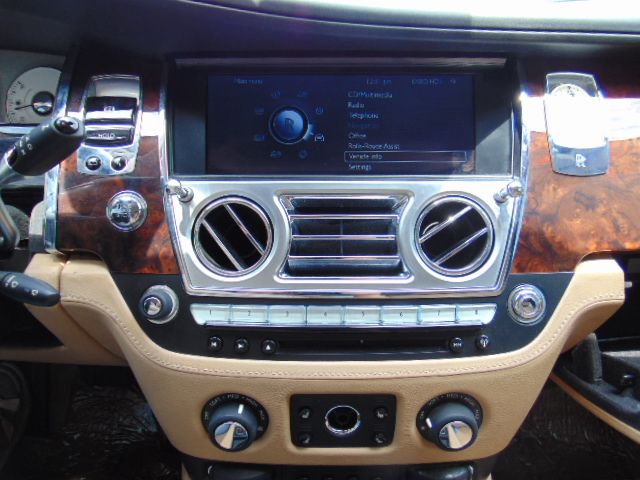 Used 2011 Rolls-Royce Ghost UNAVAIL RWD image 17