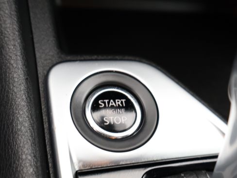 Used 2024 Nissan Sentra SV image 30