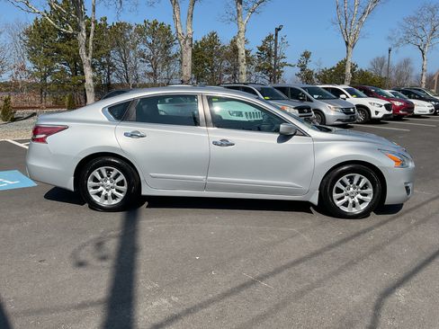 Used 2015 Nissan Altima 2.5 S image 7