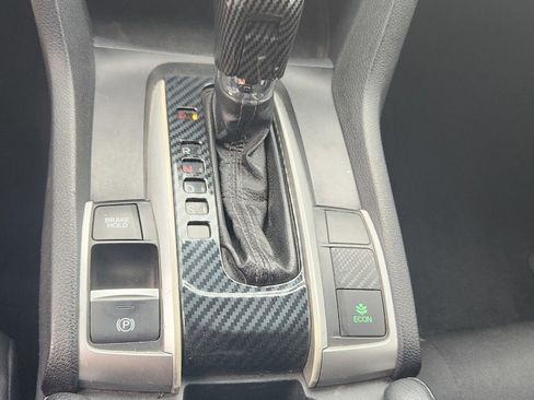 Used 2019 Honda Civic Sport image 15