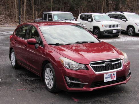 Used 2016 Subaru Impreza 2.0i Premium image 16
