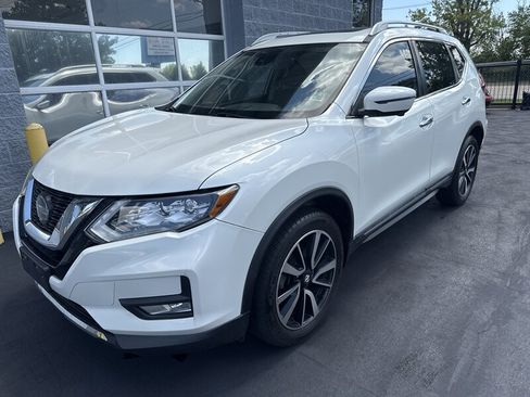 Used 2019 Nissan Rogue AWD image 1