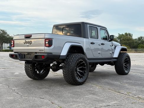 Used 2021 Jeep Gladiator Sport AWD/4WD image 9