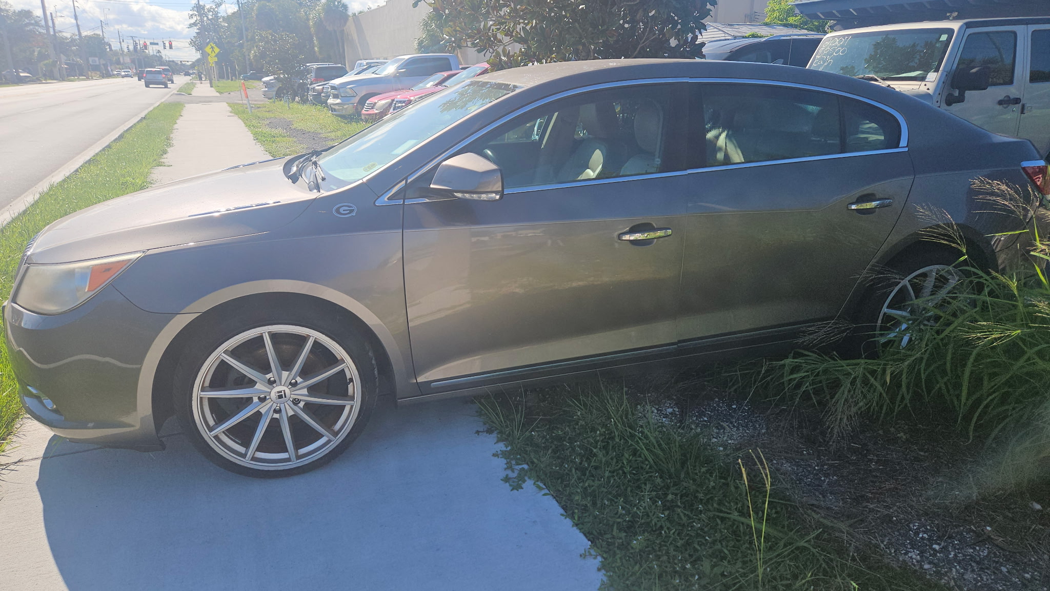 Used 2012 Buick LaCrosse Premium FWD image 5