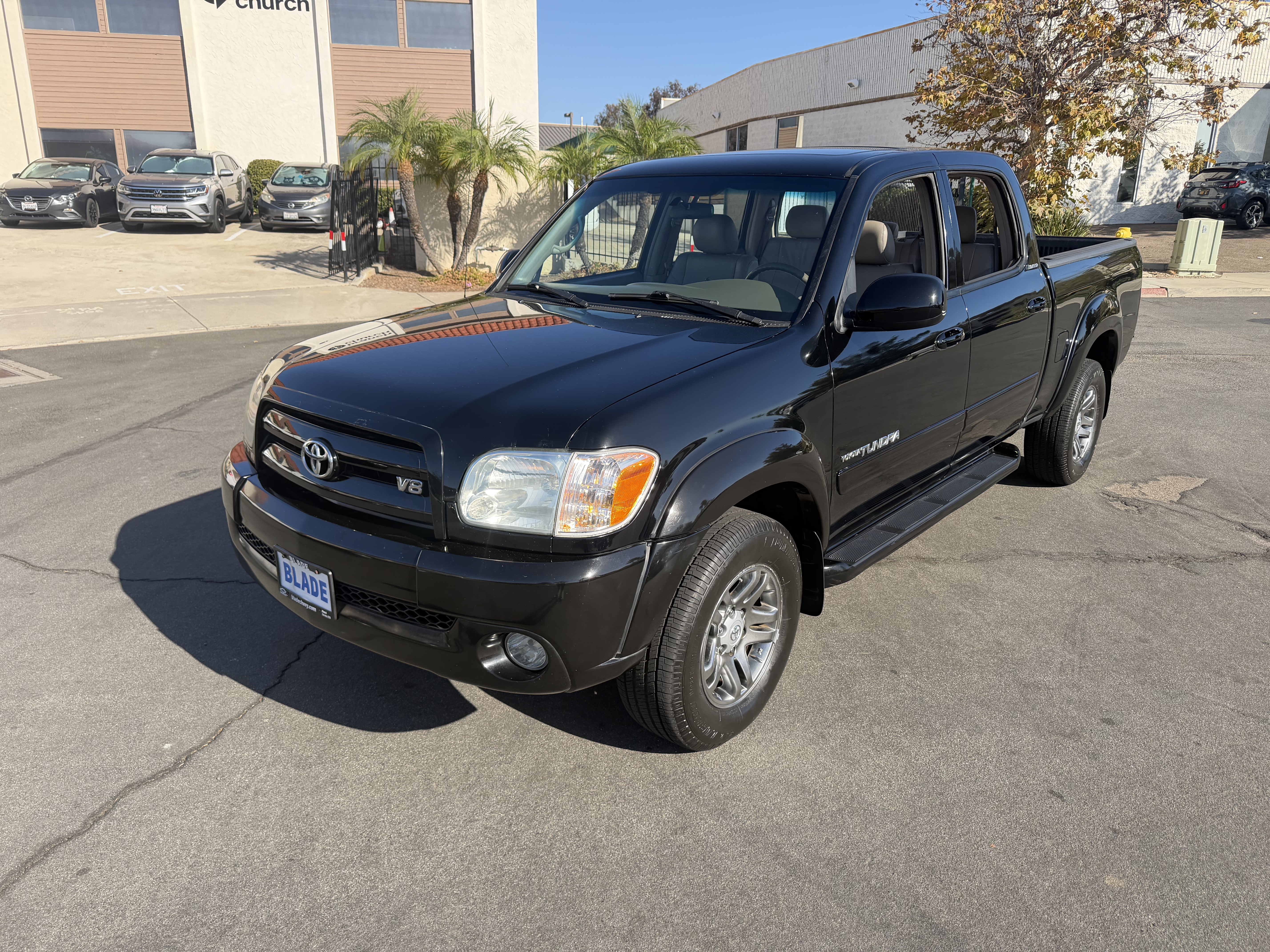 Used 2005 Toyota Tundra 4x4 Double Cab Limited image 3