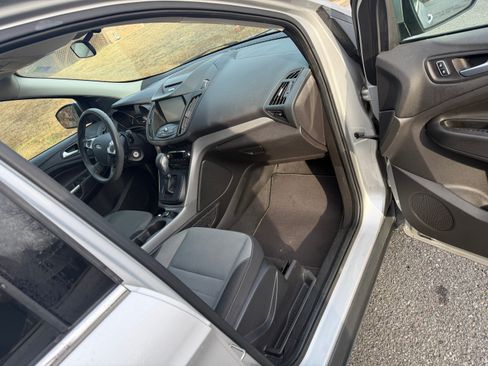 Used 2014 Ford Escape SE image 21