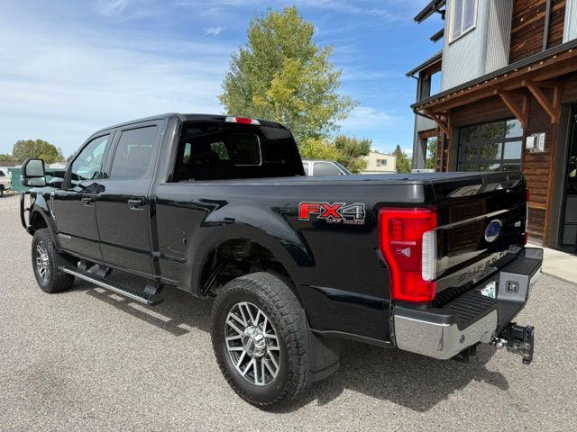 Used 2017 Ford F250 4x4 Crew Cab Super Duty image 3