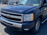 Used 2011 Chevrolet Silverado 1500 Z71 image 2