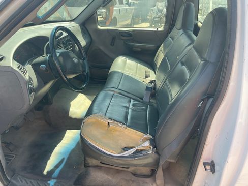 Used 2003 Ford F150 image 7