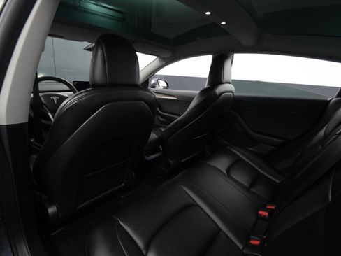 Used 2022 Tesla Model 3 Long Range image 40