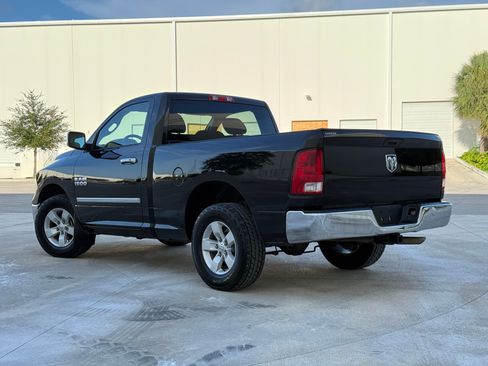 Used 2013 RAM 1500 ST RWD image 4