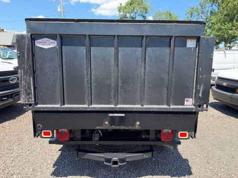Used 2013 Ford F350 2WD SuperCab Super Duty image 5