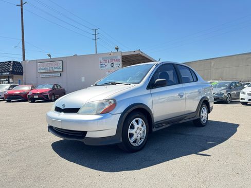 Used 2002 Toyota Echo image 2