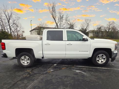 Used 2018 Chevrolet Silverado 1500 LT w/ All Star Edition image 4