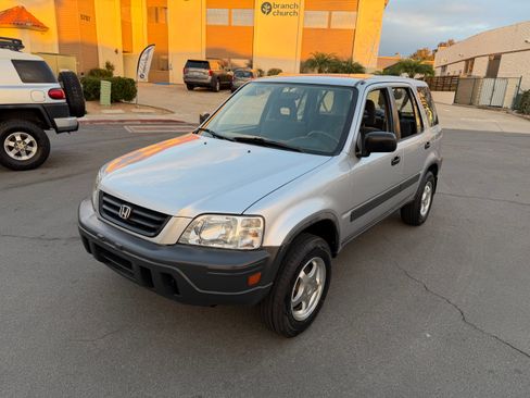 Used 2001 Honda CR-V LX image 4