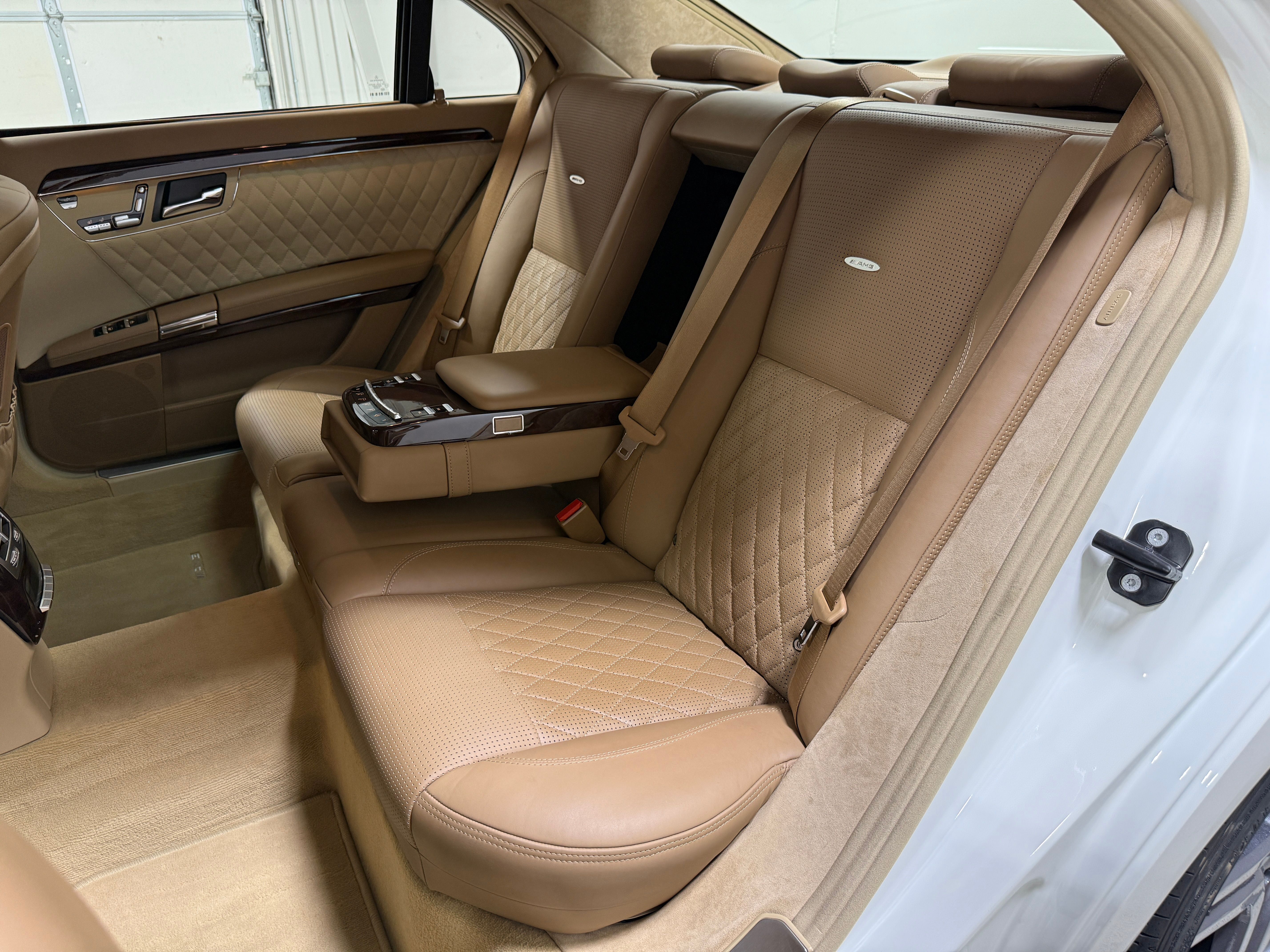 Used 2009 Mercedes-Benz S 65 AMG Sedan image 31