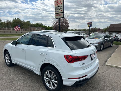 Used 2023 Audi Q3 quattro 2.0T Premium w/ S Line AWD/4WD image 5