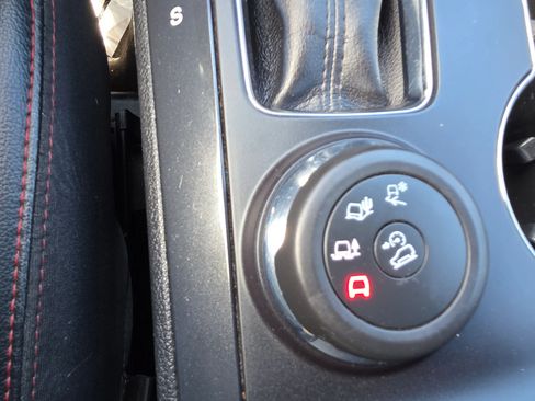 Used 2018 Ford Explorer Sport image 19