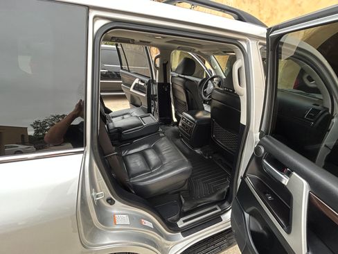Used 2019 Toyota Land Cruiser AWD/4WD image 12