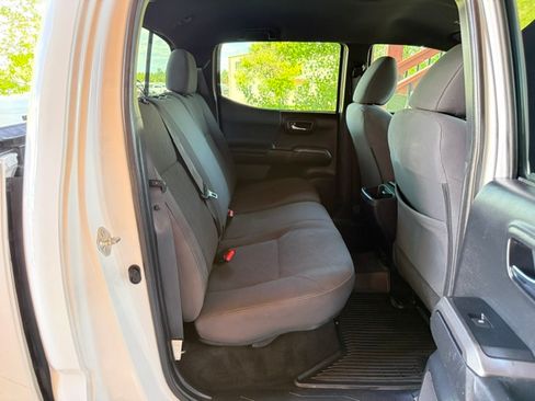 Used 2019 Toyota Tacoma 4x4 Double Cab image 20