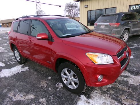 Used 2011 Toyota RAV4 Limited image 7