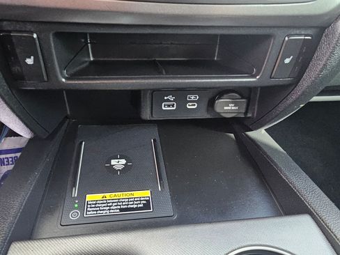 Used 2025 Honda Passport EX-L image 24