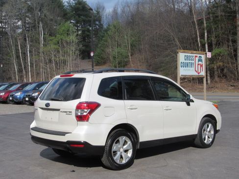 Used 2015 Subaru Forester 2.5i Premium image 6