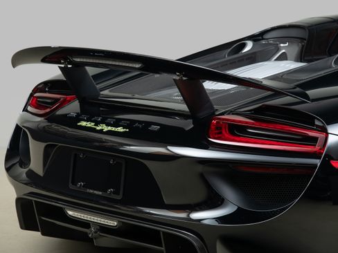 Used 2015 Porsche 918 Spyder AWD/4WD image 80