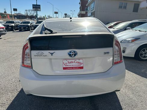 Used 2012 Toyota Prius Two image 2