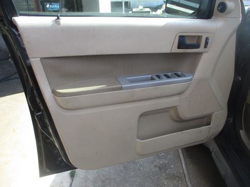 Used 2012 Ford Escape XLT image 14