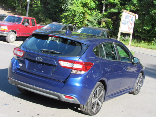 Used 2017 Subaru Impreza 2.0i Sport Hatchback AWD/4WD image 8
