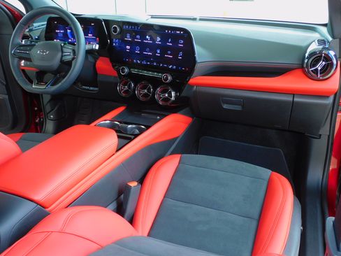 Used 2024 Chevrolet Blazer EV RS image 24