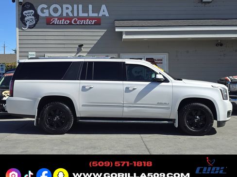 Used 2018 GMC Yukon XL 4WD Denali image 8