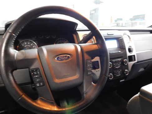 Used 2014 Ford F150 XLT image 11